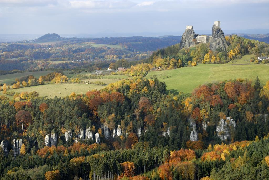 Penzion Lucie Їчін Екстер'єр фото